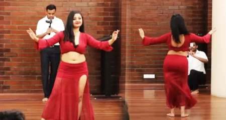 বেলি ড্যান্স