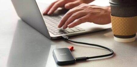 সবচেয়ে দ্রুত গতির পোর্টেবল SSD দ্রুত গতির পোর্টেবল SSD