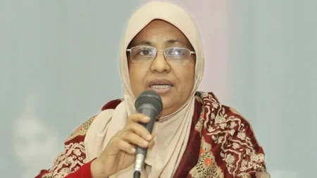 পিতৃত্বকালীন ছুটি