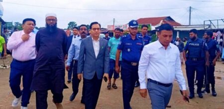 সাদাপাথর লুটপাট