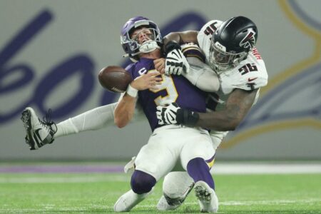 JJ McCarthy Injury Update: Vikings QB Out 2–4 Weeks, Carson Wentz Steps In JJ McCarthy injury update