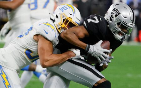 Monday night football chargers vs raiders