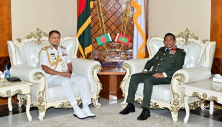 নৌবাহিনী প্রধানের সঙ্গে মালদ্বীপ ন্যাশনাল ডিফেন্স ফোর্স প্রধানের সৌজন্য সাক্ষাৎ