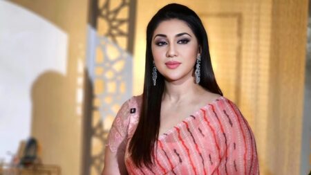 তোমার অভাব প্রতিটি মুহূর্তে অনুভব করি : অপু বিশ্বাস Apu Biswas