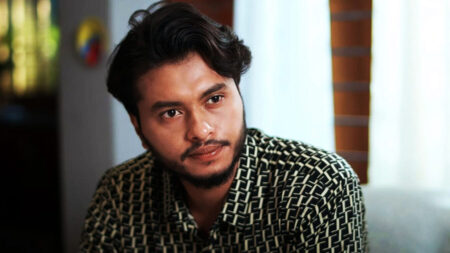 সিগারেট এমন প্রেমিকা যা ছাড়লে একদম ছেড়ে দিতে হবে : আরশ খান প্রেমিকা