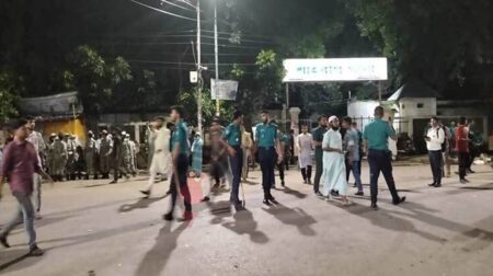 ঢাবি ক্যাম্পাস