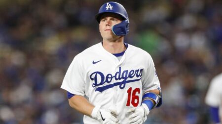 Dodgers Place Will Smith on IL with Hand Injury