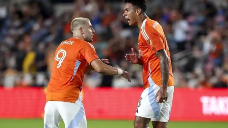 Dynamo Eye Chance to Climb Above Rapids in MLS Standings Dynamo Eye Chance to Climb Above Rapids in MLS Standings