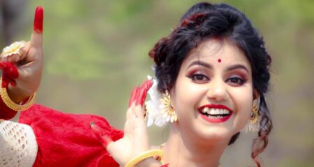 কোন বয়সী মেয়েদের কেমন ছেলে পছন্দ Girls