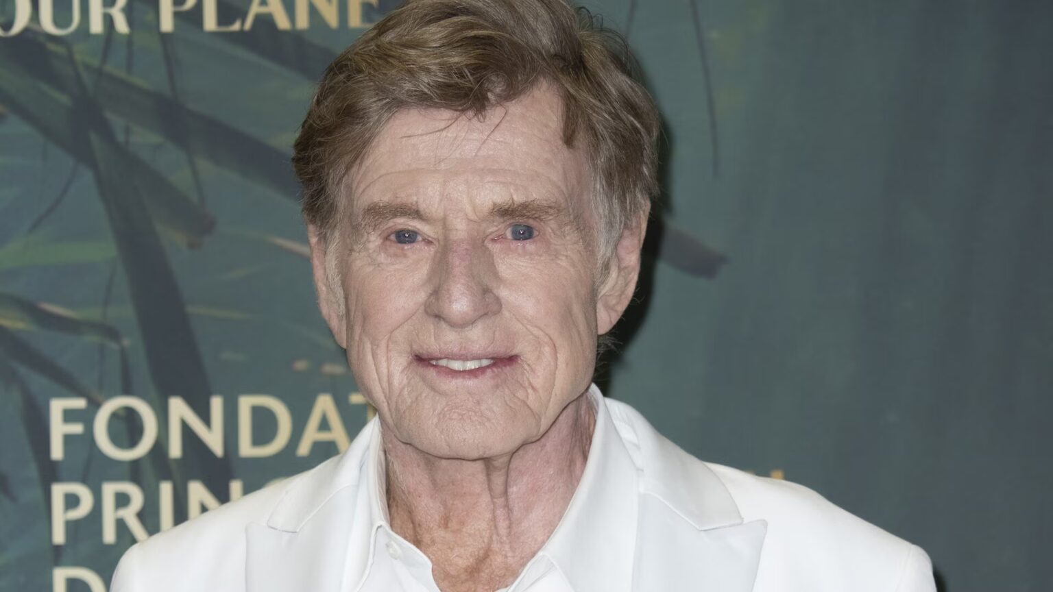 Hollywood Pays Tribute to Screen Legend Robert Redford