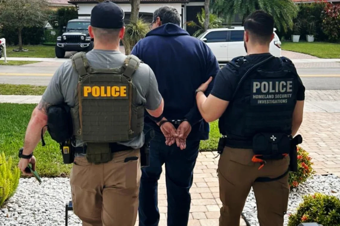 ICE arrests Washington