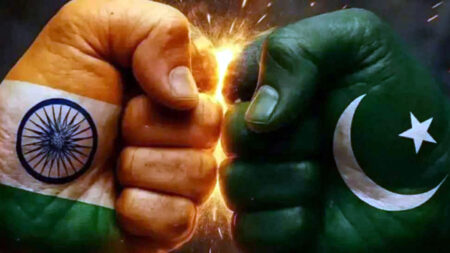 সৌদির সঙ্গে হাত মিলিয়ে ভারতকে কড়া বার্তা পাকিস্তানের ভারত ও পাকিস্তান