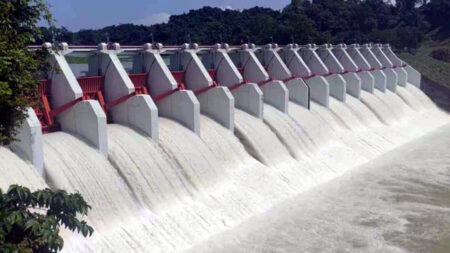 কাপ্তাই হ্রদের পানি