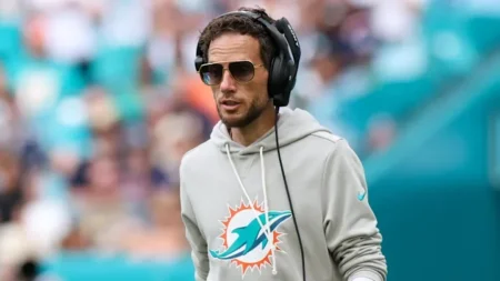 Mike McDaniel’s Future: Insider Details Dolphins’ Stance Mike McDaniel's Future: Insider Details Dolphins' Stance