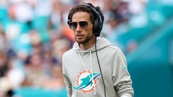 Mike McDaniel's Future: Insider Details Dolphins' Stance