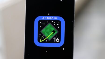 Samsung Galaxy S25 Android 16 update
