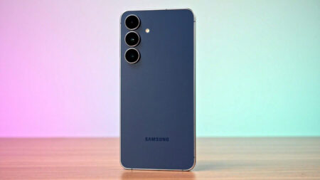 Samsung Galaxy S25 FE Review: Is It Worth Upgrading From the S24 FE? Samsung Galaxy S25 FE Review