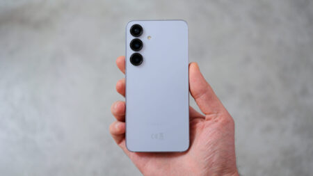 Samsung’s Next Flagship Phone Cameras May Lack Major Upgrade Samsung's Next Flagship Phone Cameras May Lack Major Upgrade