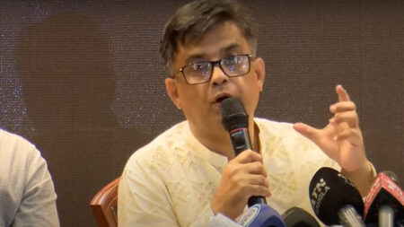 পিআর নিয়ে সরকারের কম কথা বলাই ভালো : শফিকুল আলম Sofiqul