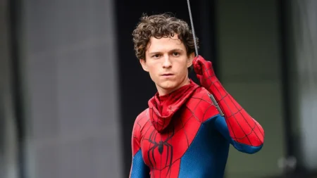 Tom Holland Injured on Spider-Man Set During Filming Tom Holland Spider-Man injury