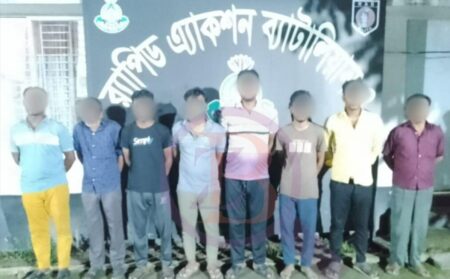 ডাকাত গ্রেফতার