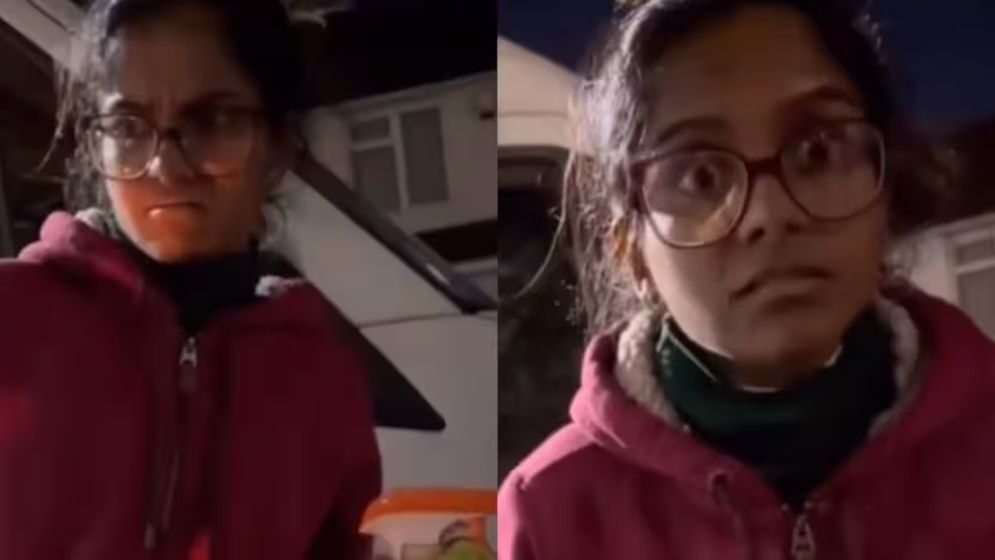 গাড়ির কাঁচ মুছে