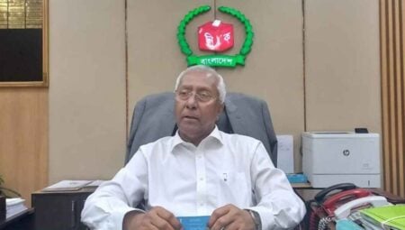 সচিব আখতার আহমেদ