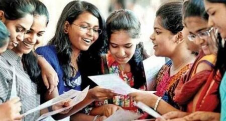 একাদশ শ্রেণিতে চূড়ান্ত ভর্তি