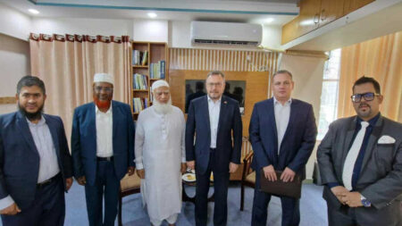 জামায়াত আমিরের সঙ্গে রাশিয়ার রাষ্ট্রদূতের সৌজন্য সাক্ষাৎ জামায়াত আমিরের সঙ্গে রাশিয়ার রাষ্ট্রদূত