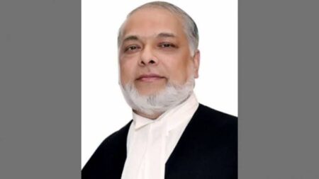 প্রধান বিচারপতির দায়িত্বে জুবায়ের রহমান চৌধুরী জুবায়ের রহমান চৌধুরী