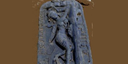 কষ্টি পাথরের মূর্তি