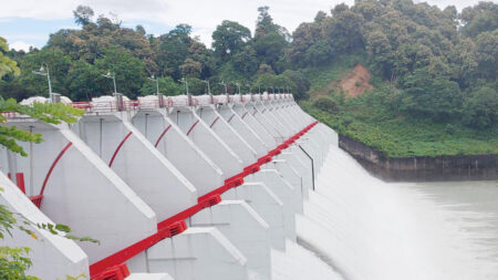 কাপ্তাই হ্রদের পানি