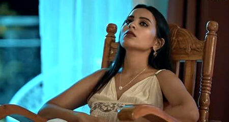 প্রতি মুহূর্তে রোমান্সে ভরপুর এই ওয়েব সিরিজ, ভুলেও বাচ্চাদের সামনে দেখবেন না laila-season-2-web-series