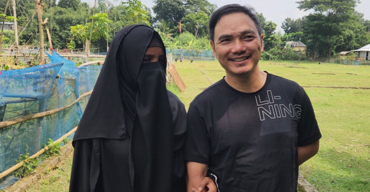 প্রেমের টানে রাজবাড়ীতে