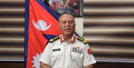 লুটপাট-সহিংসতা বন্ধের আহ্বান নেপালের সেনাপ্রধানের নেপালের সেনাপ্রধান