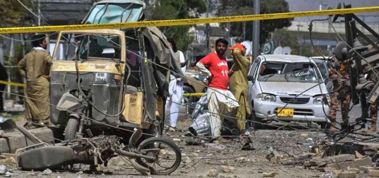 পাকিস্তানে বোমা বিস্ফোরণ