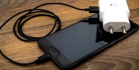 স্মার্টফোন চার্জারের মেয়াদ