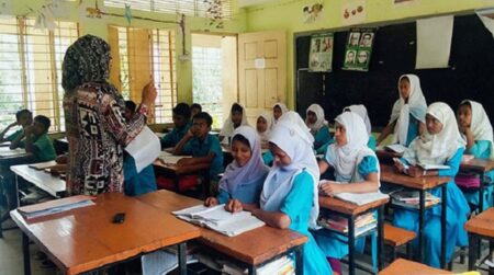 প্রাথমিকের শিক্ষক-শিক্ষার্থীদের জন্য দুঃসংবাদ