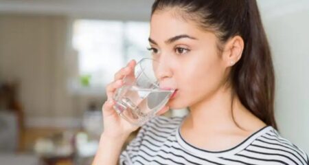 দাঁত ব্রাশের আগে পানি পান