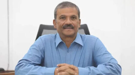 অন্তর্বর্তী সরকারে