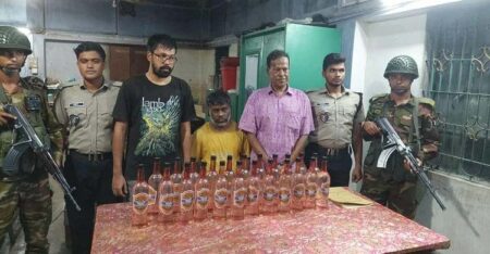 ফার্মেসির আড়ালে মদের কারবার, আইনজীবীসহ তিনজন আটক আটক