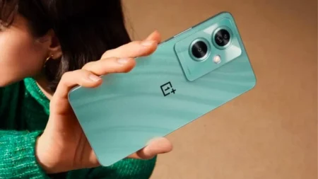 আমাজন সেল মিড-রেঞ্জ স্মার্টফোন