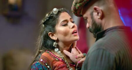 কোন জিনিস যা করার সময় মেয়েরা চিৎকার করে আর ছেলেরা চুপ থাকে প্রশ্ন ও উত্তর