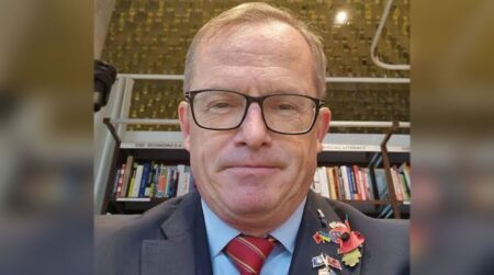 ভারত ভাঙার ডাক দিলেন অস্ট্রিয়ার অর্থনীতিবিদ গুনথার ফেলিঙ্গার গুনথার