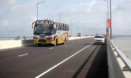 পদ্মা সেতু জাজিরা প্রান্তে বাস-বে, ফুটওভার ব্রিজ নির্মাণে ২৭ কোটি টাকার চুক্তি স্বাক্ষর চুক্তি স্বাক্ষর