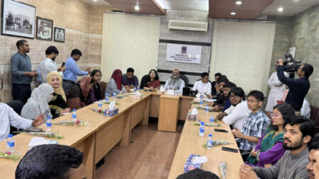 ডাকসু কার্যনির্বাহী পরিষদের প্রথম সভা