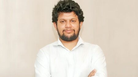 তথ্য উপদেষ্টা