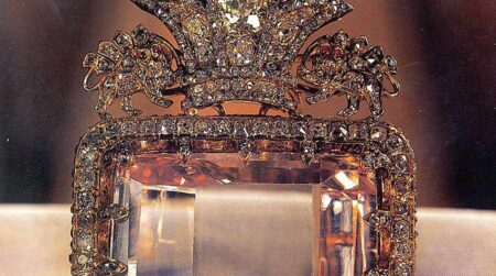 দরিয়া-ই-নূর রত্ন