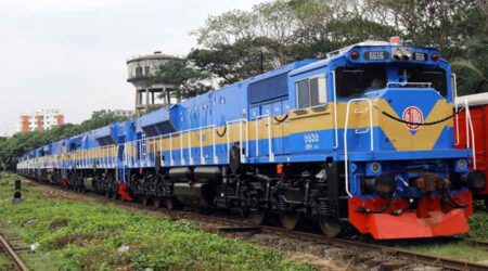 দুর্গাপূজায় বিশেষ ট্রেন