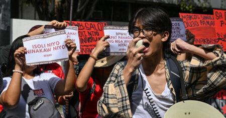 দুর্নীতি ও স্বজনপ্রীতি